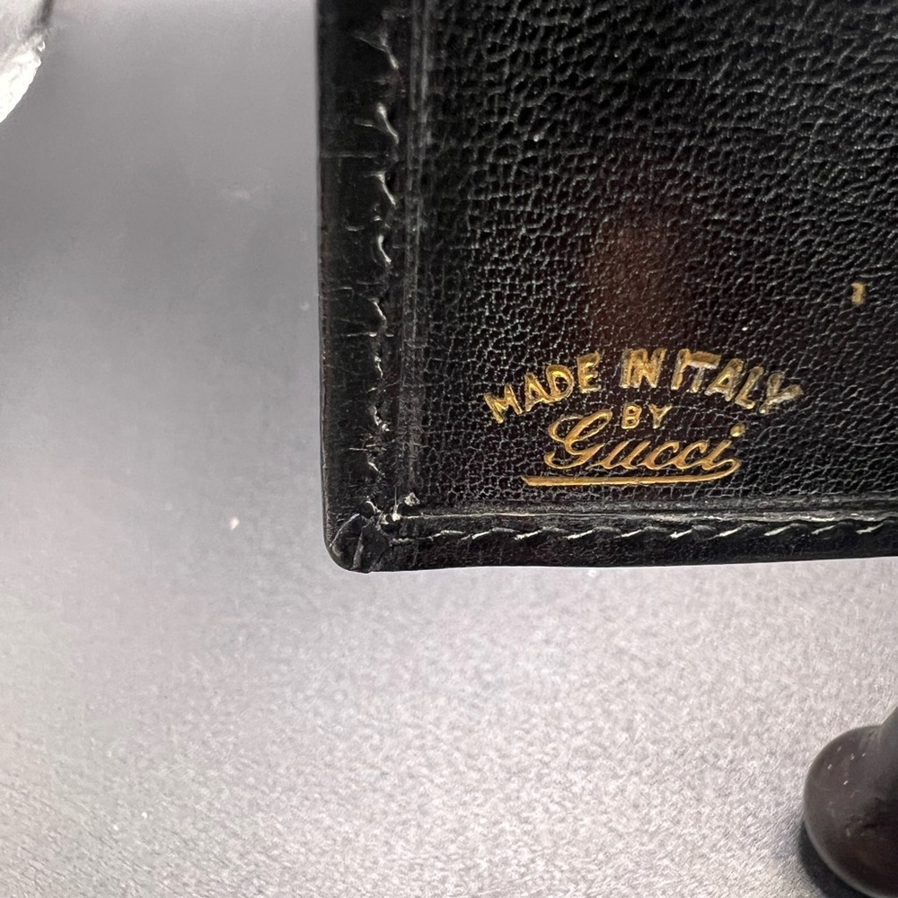 Gucci Black Leather Accessory with Gold Detail - Picture 4 of 9